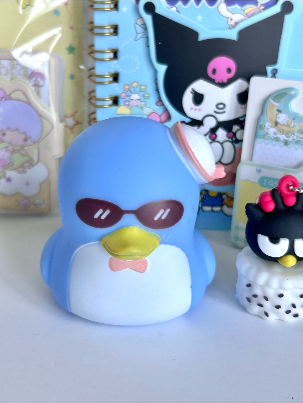 💖(HK397) Hello Kitty & Friends 11-Piece Variety Fun Bundle! - Picture 7 of 13
